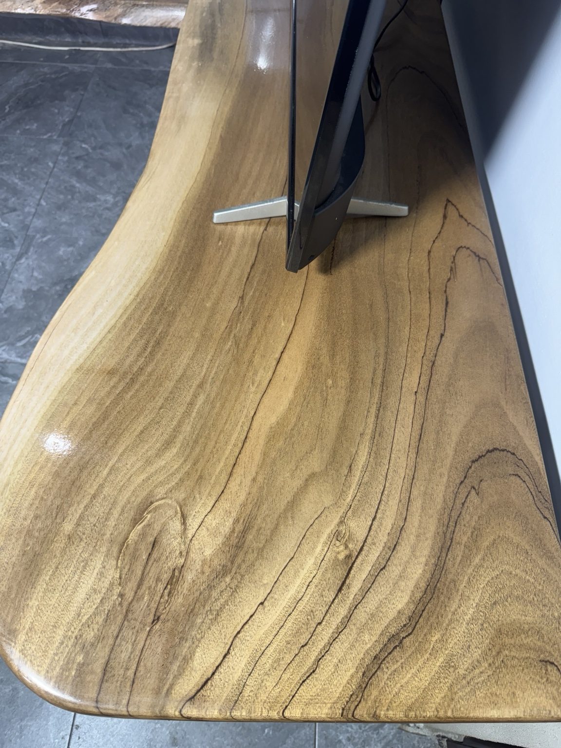 Live-Edge Console — photo 4 of 4