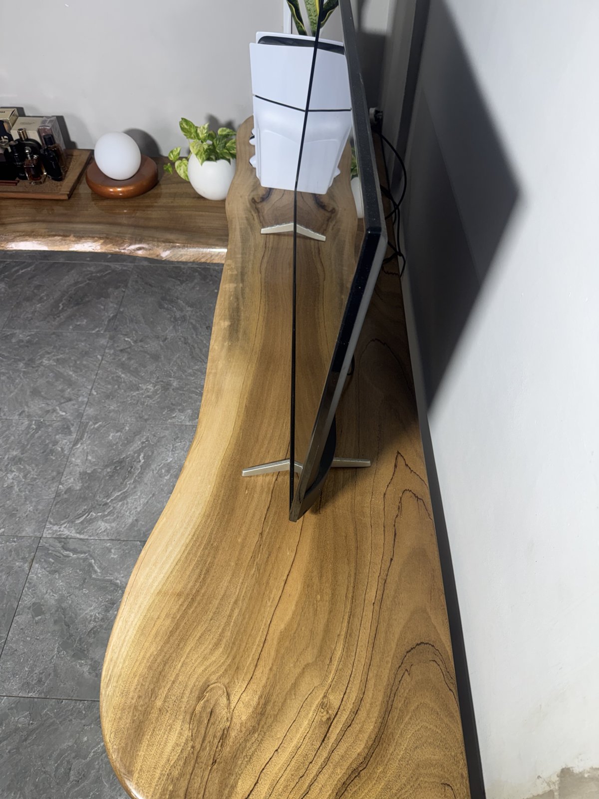 Live-Edge Console — photo 2 of 4